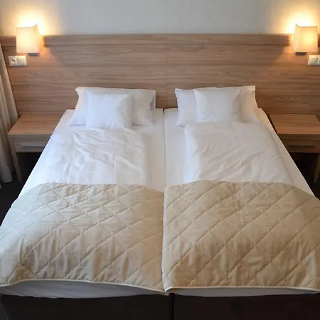 Parkowa 3 Polanica-Zdrój